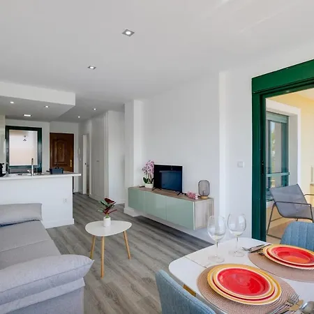 With Golf Course And Sea Views Appartement *